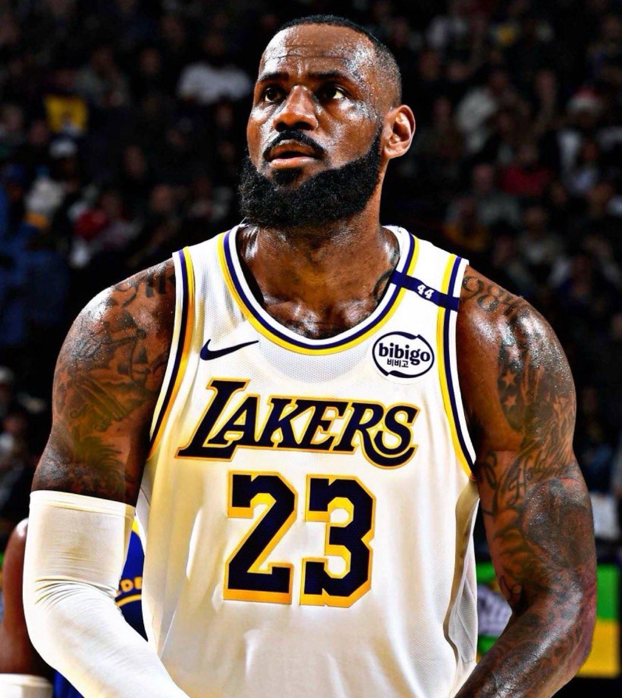 包含NBA常规赛今晨再迎强敌，布莱顿回应争议，主帅态度——媒体盛赞，控场能力受关注的词条